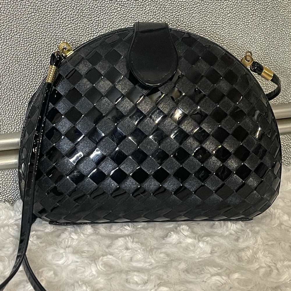 Elegant Black Woven Women's Bag